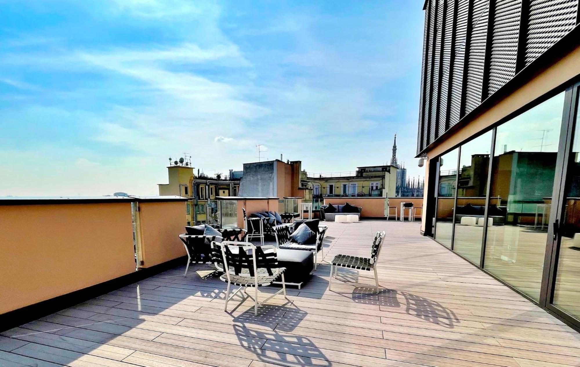 San Babila Central Tower With Panoramic Terrace Overlooking Duomo By Rentopolis Mailand Exterior foto