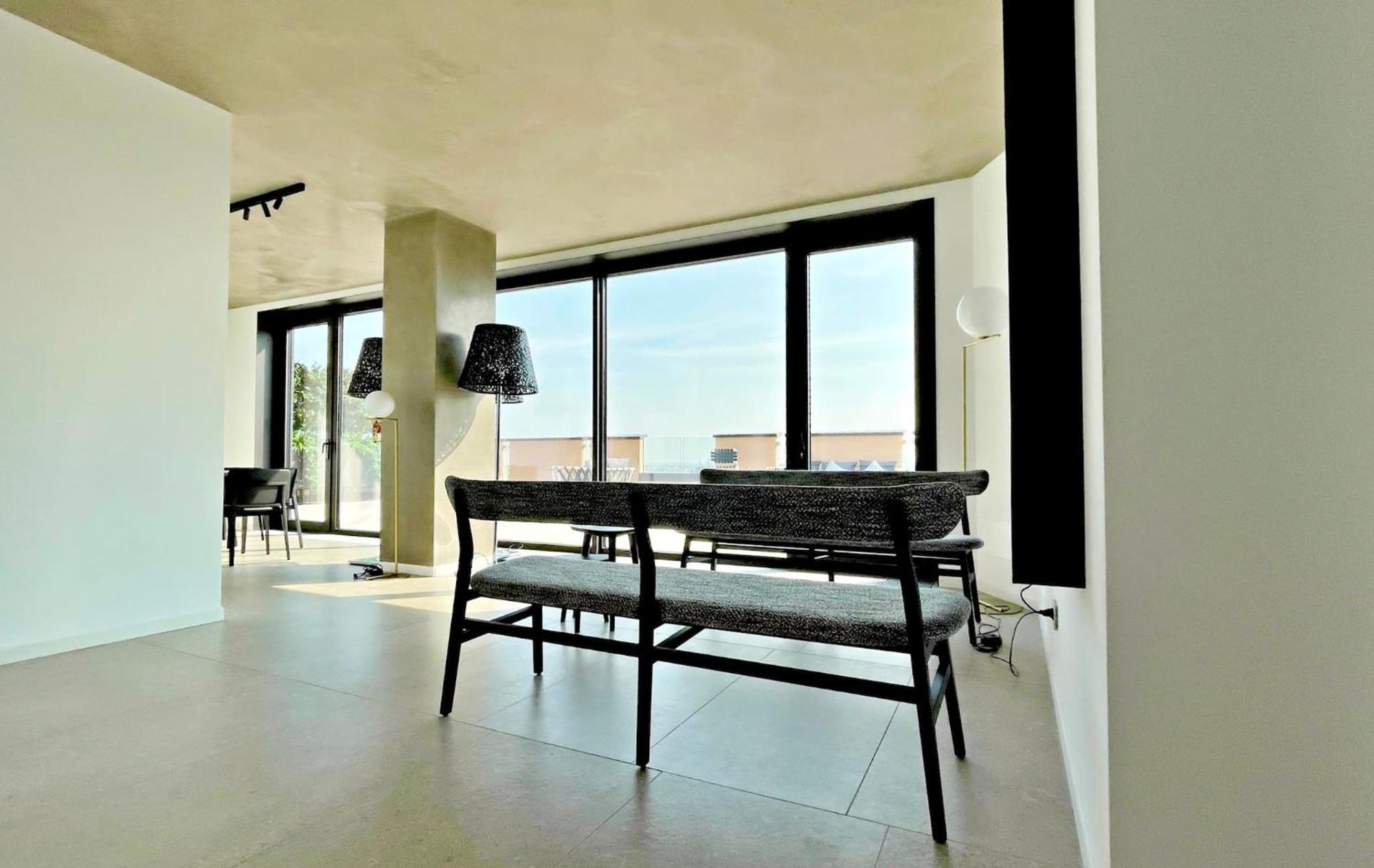 San Babila Central Tower With Panoramic Terrace Overlooking Duomo By Rentopolis Mailand Exterior foto