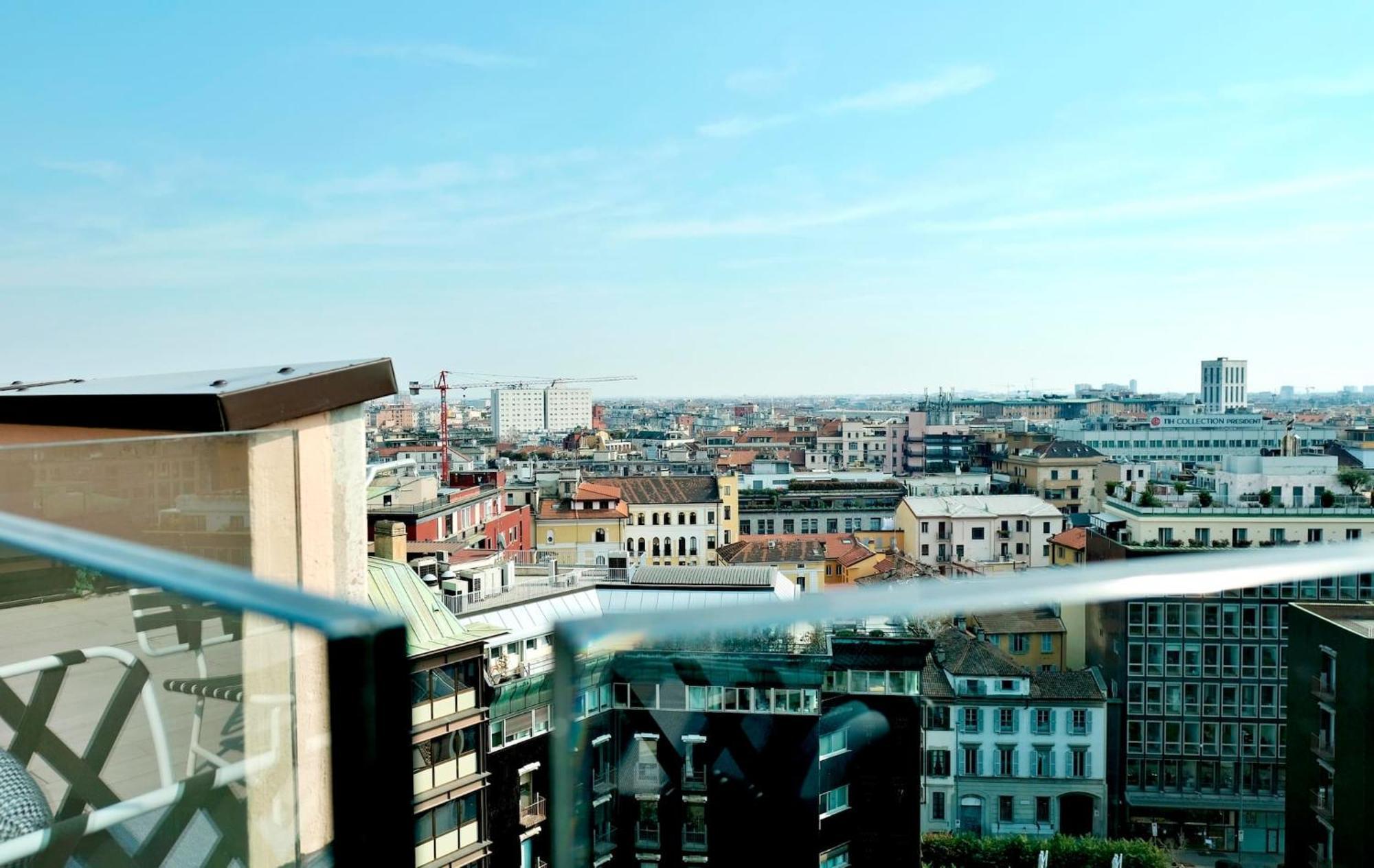 San Babila Central Tower With Panoramic Terrace Overlooking Duomo By Rentopolis Mailand Exterior foto